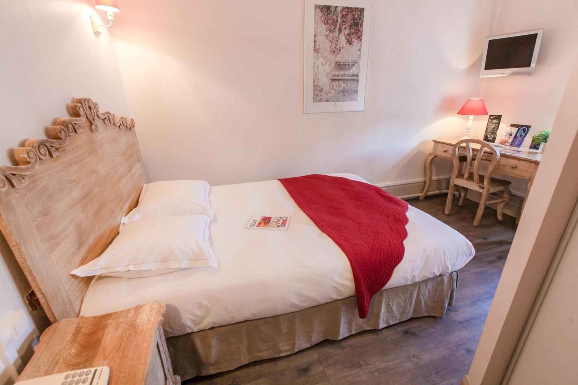 Brit Hotel Bristol Montbeliard Centre Montbéliard Exterior foto