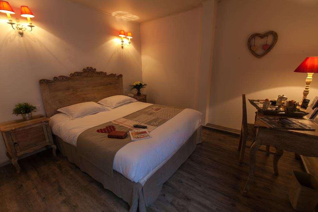 Brit Hotel Bristol Montbeliard Centre Montbéliard Quarto foto