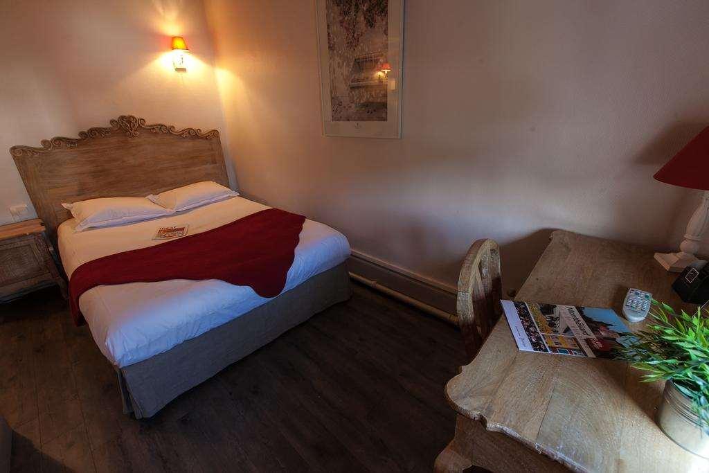 Brit Hotel Bristol Montbeliard Centre Montbéliard Quarto foto