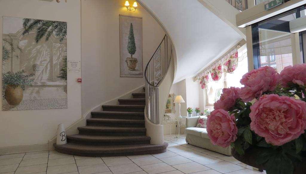 Brit Hotel Bristol Montbeliard Centre Montbéliard Facilidades foto